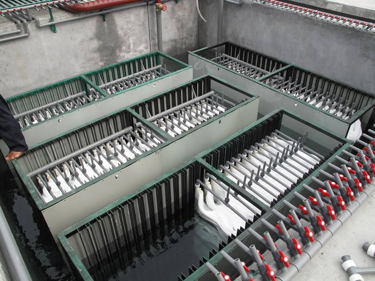 膜生物反應(yīng)器 膜生物反應(yīng)器