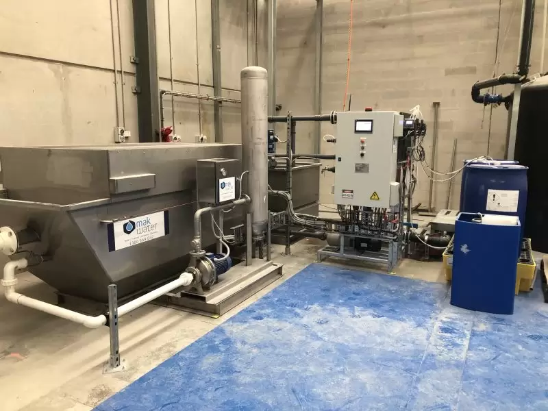 用于食品污水處理的溶氣氣浮機系統3 用于食品污水處理的溶氣氣浮機系統3